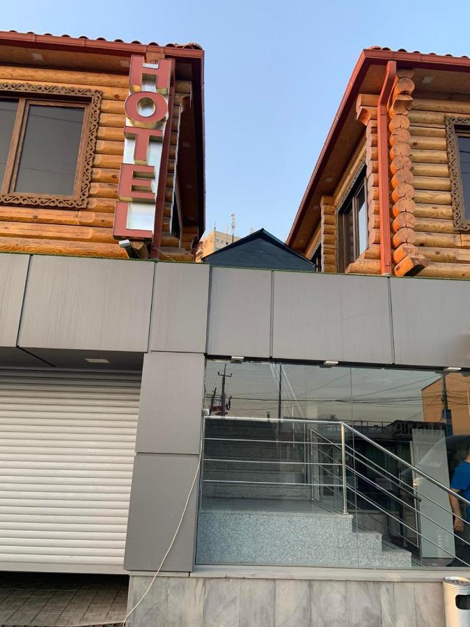 Tnak Hotel Yerevan Exterior foto